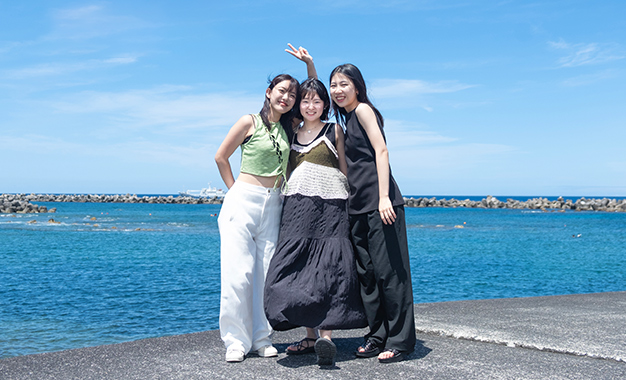 八丈ブルーを体感！<br>シティーガールが行く、<br>八丈島の自然に触れる旅